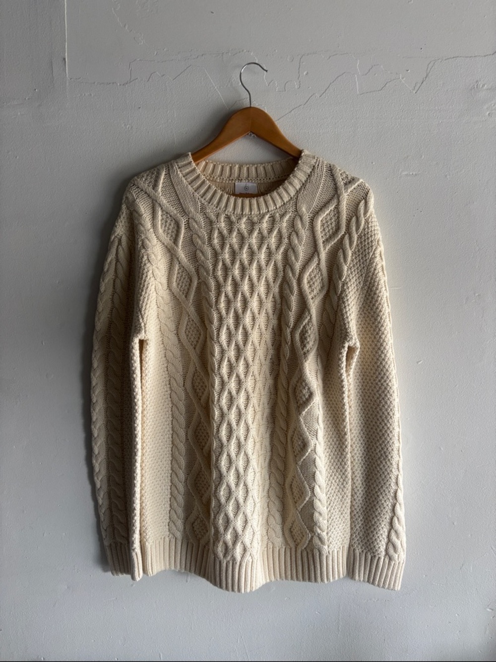 Hanna Andersson Cream Cable Knit Crewneck Sweater - Picture 2 of 6